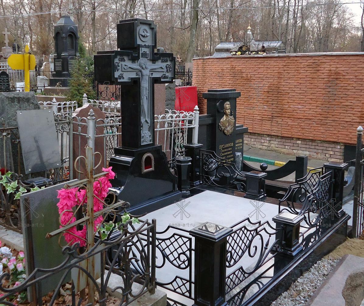 Памятник на Даниловском кладбище (12)