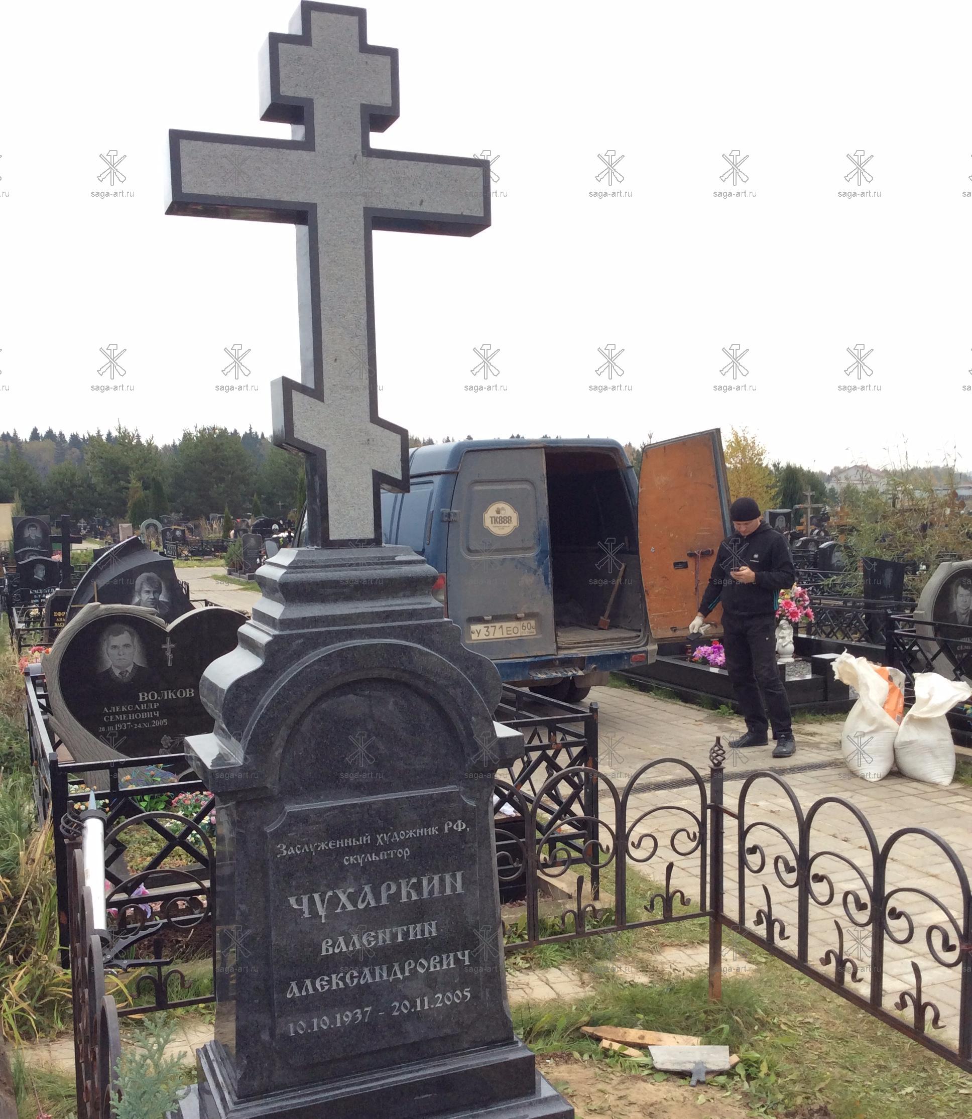 Крест на Перепечинском кладбище (26)