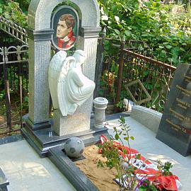Памятник на Введенском кладбище (24)